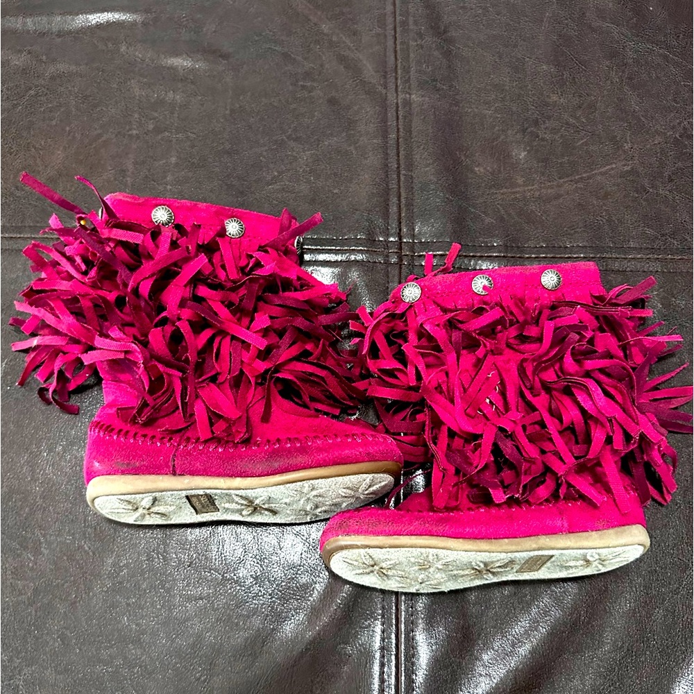 Frilly booties